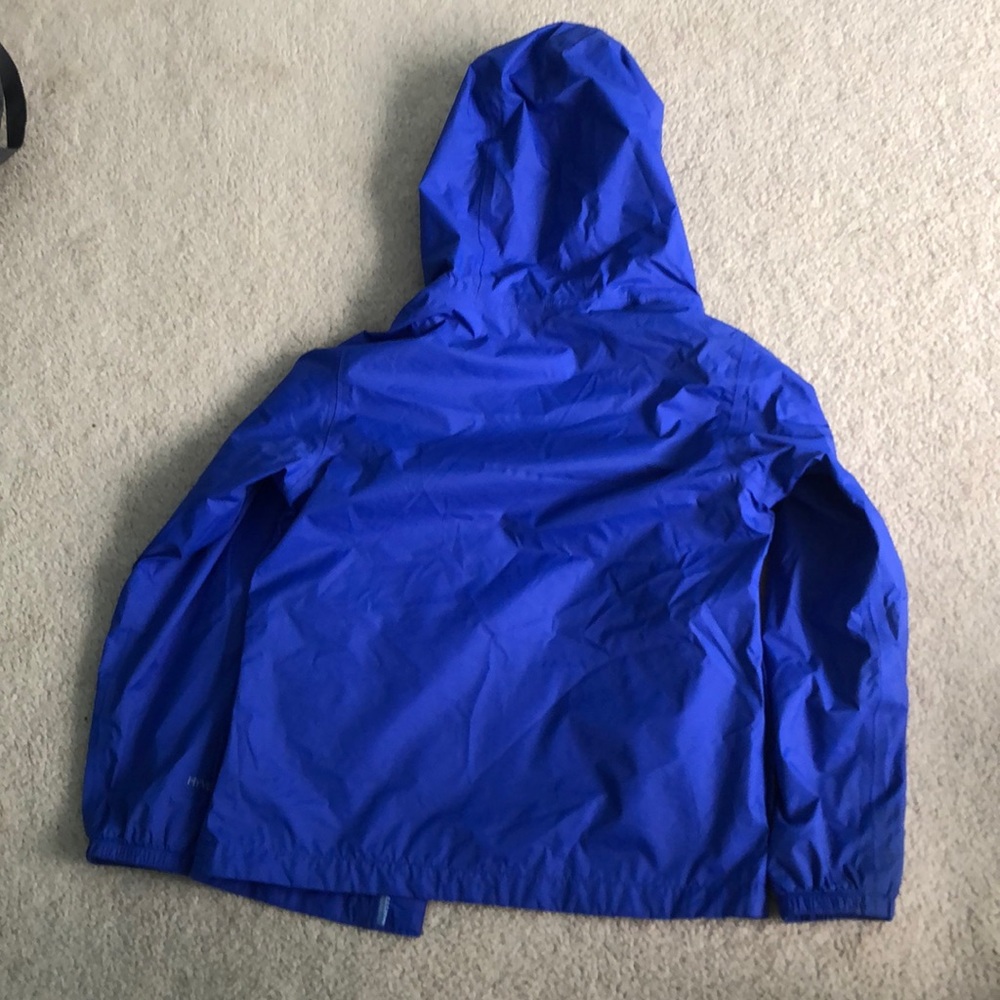 raincoat - Picture 3 of 3